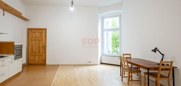 |nowa cena | przestronne mieszkanie w kamienicy| wysokie sufity|