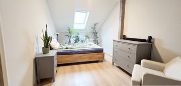 Mieszkanie 2-poziomowe z gródkiem