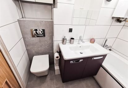 4 pokoje 1 piętro duży balkon