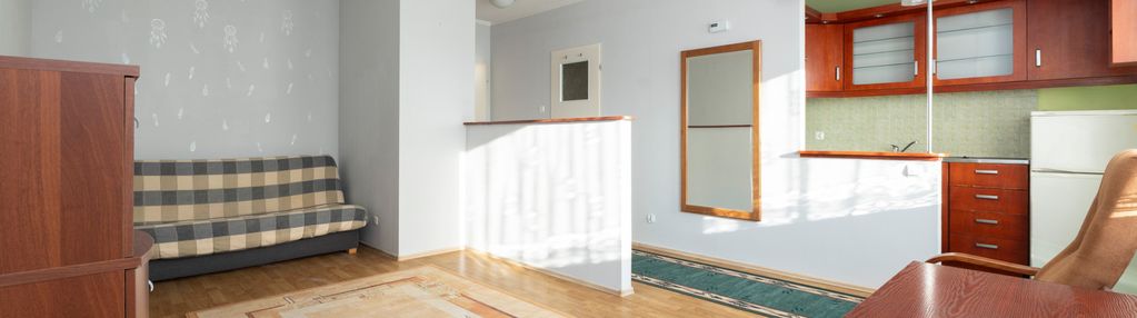 Wygodna kawalerka, z dobrą komunikacją