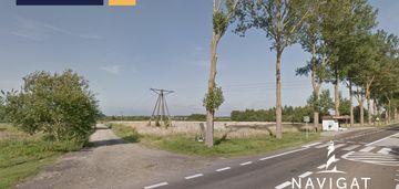 Możliwość podziału na 12 działek - 4km od morza!