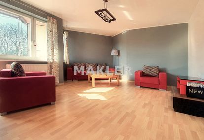 6 pokoi, dwupoziomowe mieszkanie z komórką