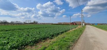 Działka w ołużnej 1512 m2