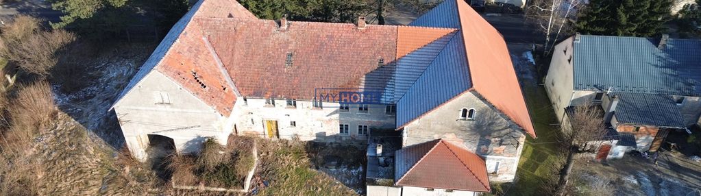 Dom z dużą działką i zabudowaniami–rakowice wielki