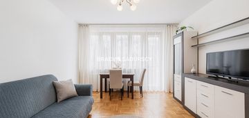 2 pokoje + osobna kuchnia z balkonem