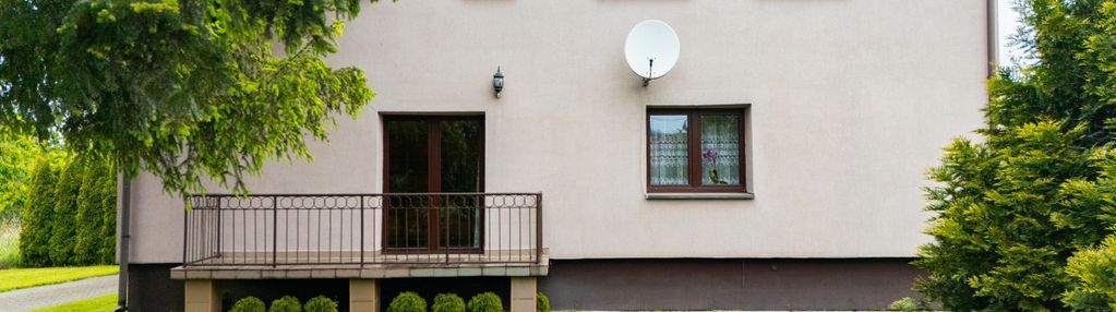 Piętrowy dom wolnostojący, dogodny dojazd do łodzi