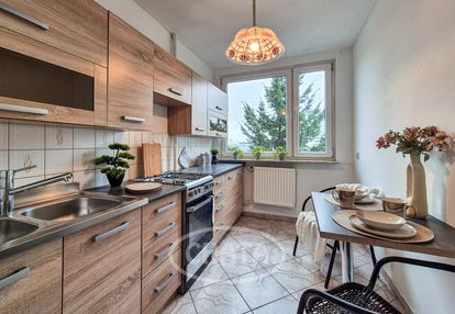 Strzegomska/balkon/rozkład/winda/media miejskie