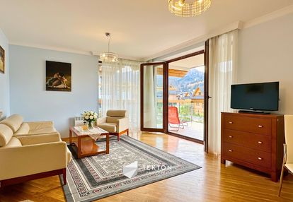 Apartament z kominkiem i widokiem na giewont