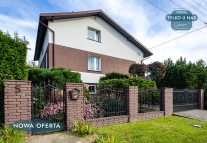 Dom łask – kolumna | 230 m² | 640 m² działki