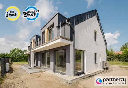 Nowoczesny bliźniak nad jeziorem