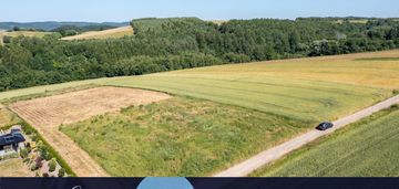 Działka z warunkami zabudowy 15 ar | widokowa