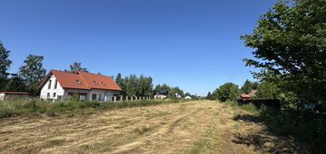 Działka 6 arów w atrakcyjnej lokalizacji