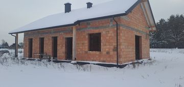 Nowa dęba "dom przy bukowej 57"