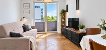 3 pokoje, balkon, garaż, bulwary praskie