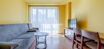 3-pok(oddzielne)z balkonem i widokiem na wawel