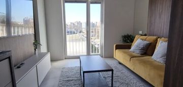 Kawalerka na pradze-południe