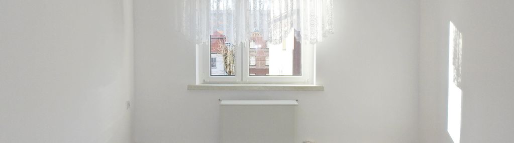 Duża kawalerka | centrum | prywatny parking