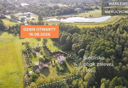 Siedlisko: 2 domy, budynki gospodarcze, staw