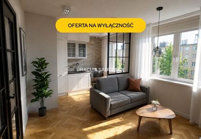 Na sprzedaż/ kawalerka z potencjałem/ 37m2