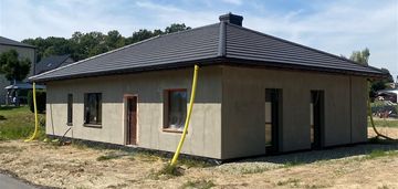 Nowy wolnostojący dom jednorodzinny w rzuchowie