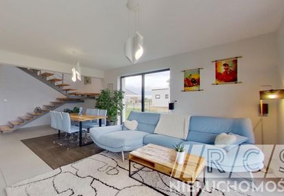 „luksusowy dom z dużą działką 1450 m² | kębłowice