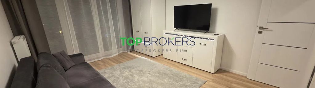 Dwa pokoje z oddzielną kuchnią, metro