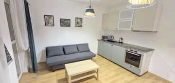 Wołyńska/2 pokoje/balkon/ m. postojowe/ projektant