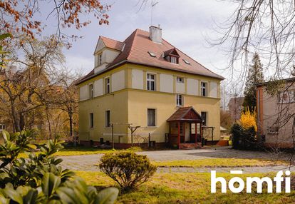 Poniemiecki dom 390m2, dwie działki budowlane 34ar