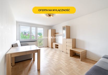 Trzypokojowe mieszkanie z oddzielną kuchnią!