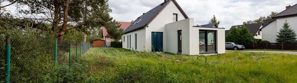 Dom do wykończenia w spokojnej okolicy