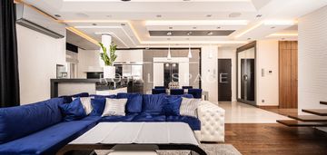 Apartament z tarasem i ogrodem zimowym na dachu!