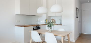 3 pokojowy apartament w widokiem na city.