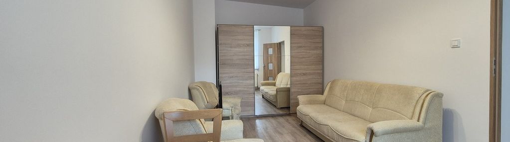 Przytulna kawalerka gotowa do wprowadzenia.