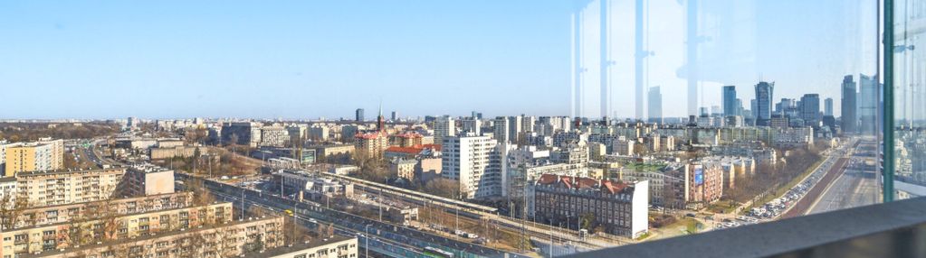 Apartament z widokiem na centrum warszawy