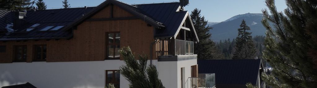 Przestronny, wysoki apartament, piękna lokalizacja