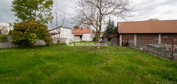 Dom z budynkami gospodarczymi-duża działka