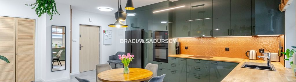 4 pokoje - 89m2 - 2 balkony - garaż - bochnia