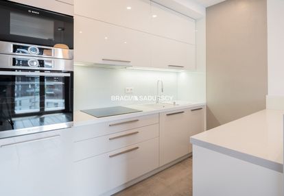 3 pok 58m2 nowe budowni grzegórzki blisko mogilski