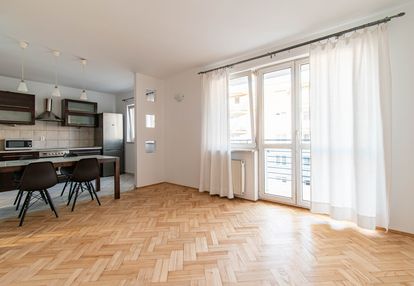 3 pokoje i prądnik cz. i możliwość umeblowania i