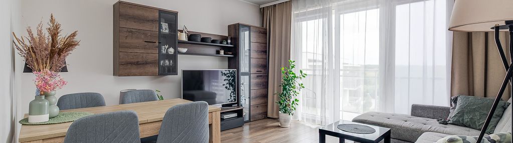 Bardzo zadbane | osobna kuchnia | winda | gotowe