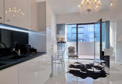 Luksusowy 1 pok. apartament z loggią - hanza tower