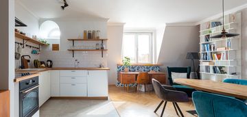Urocze mieszkanie nieopodal placu zbawiciela,56 m2