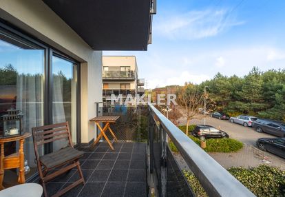 Wygodne mieszkanie w fordonie z widokiem na las