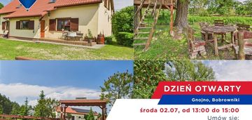 Ranczo w lesie z wyspą stawem basenem stajnią