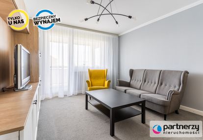 Przestronne pokoje / świetna komunikacja