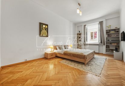 2 pokoje/ podwyższony parter/ nieprzejezdna ulica