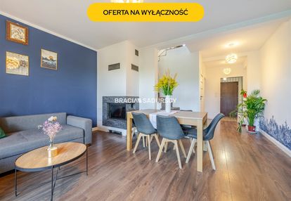 Urokliwa szeregówka w zielonych krzysztoforzycach