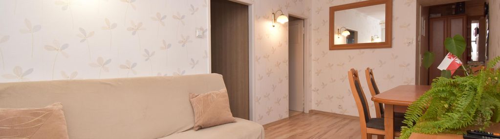 Dwa pokoje, balkon, świetna lokalizacja!