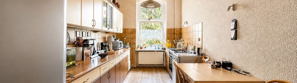 Przestronne 3 pokoje w kamienicy – 98,98 m²