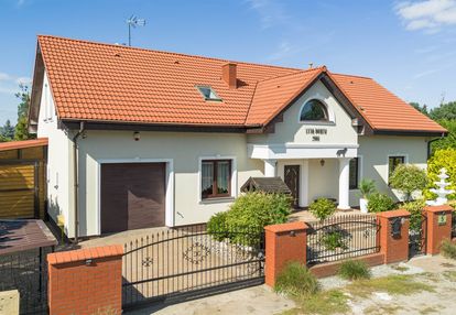 Dom dla dwóch rodzin | 240 m² | 8 pokoi | łochowo